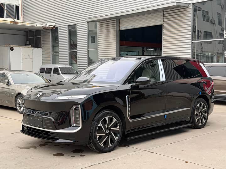 NIO ES9 2026 102kWh Executive Nakashima Deluxe Edition