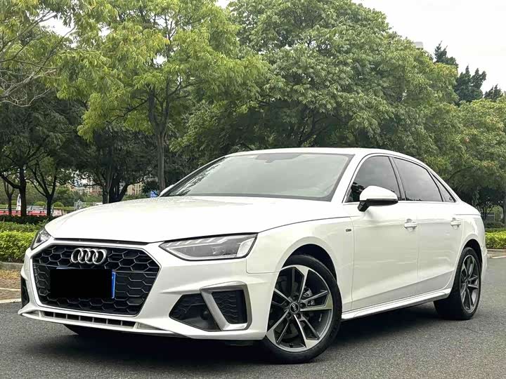 Audi A4L 2024 40 TFSI Fashionable and Dynamic