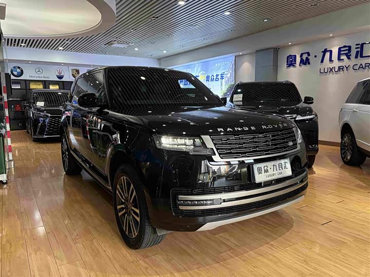 Range Rover 2024 3.0 L6 400PS Extended Edition