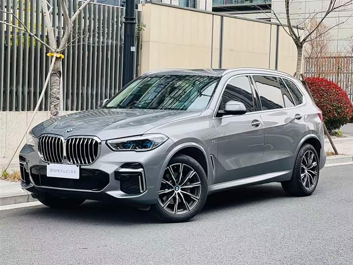 BMWX5 2022 Model xDrive 30Li PremiumModelM Sports Package