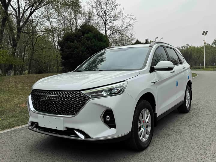 Haval M6 2023 PLUS 1.5T Manual Luxury Connected Edition