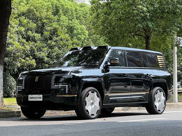 Yangwang U8 L 2025 Prestige Edition