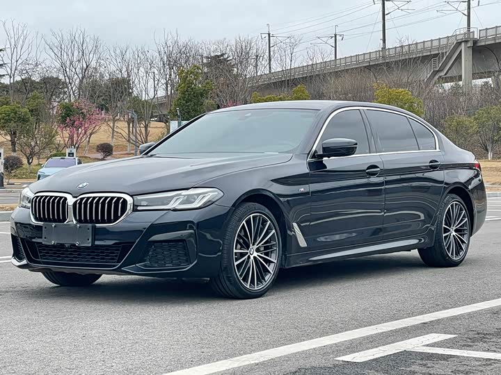 BMW5 Series 2021 Model Facelift 530Li LeadingModel M Sports Package