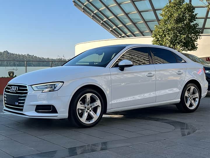 Audi A3 2020 facelift Limousine 35 TFSI Enterprising National VI