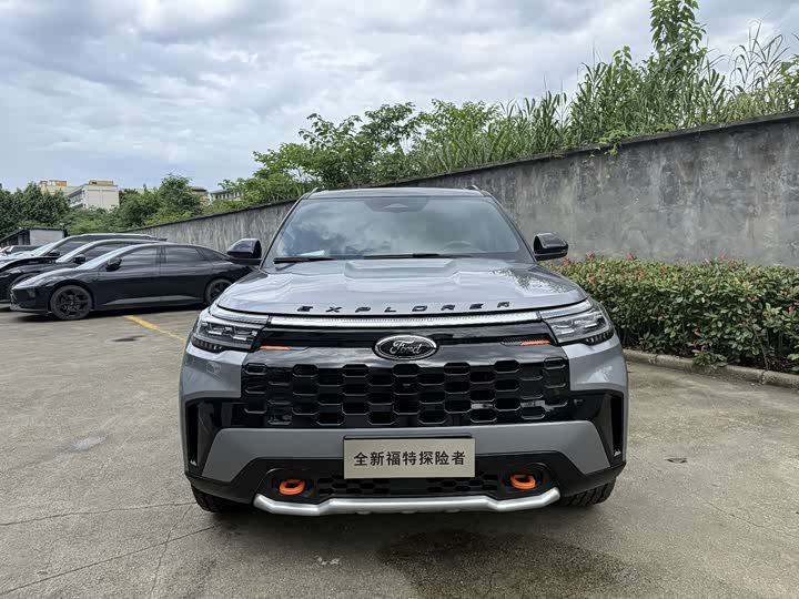 Explorer 2025 2.3T EcoBoost Kunlun Travel Edition 5-seater