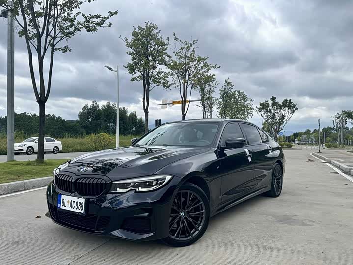 BMW 3 Series 2021 facelift 325i M Sports Night Package