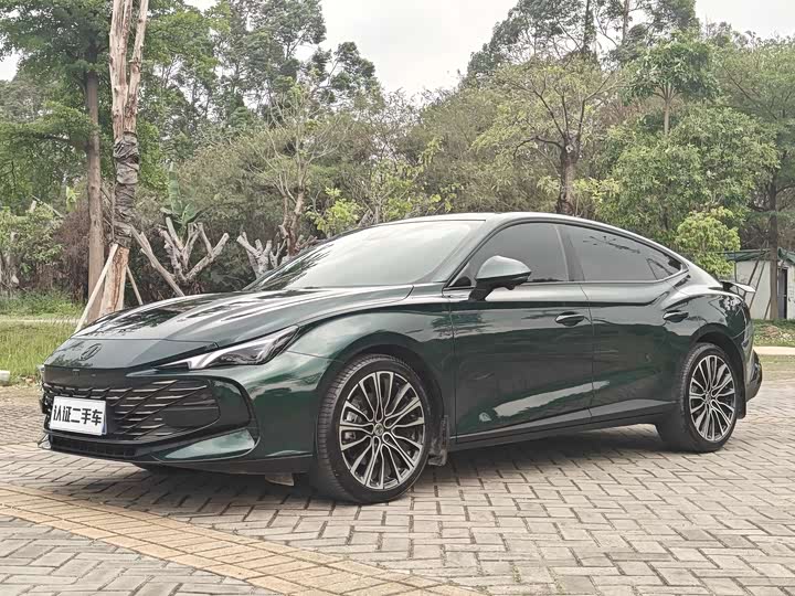 MG7 2023 Model 2.0T Automatic Beauty Hunting and Luxury Edition