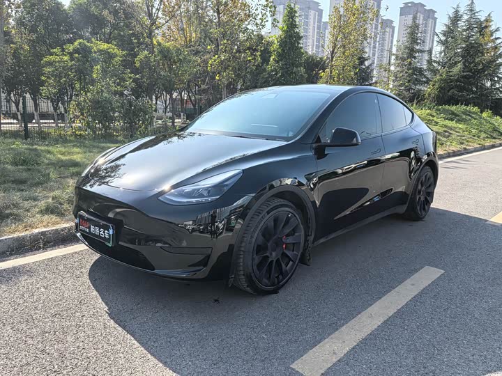 Model Y 2022 rear-wheel drive version