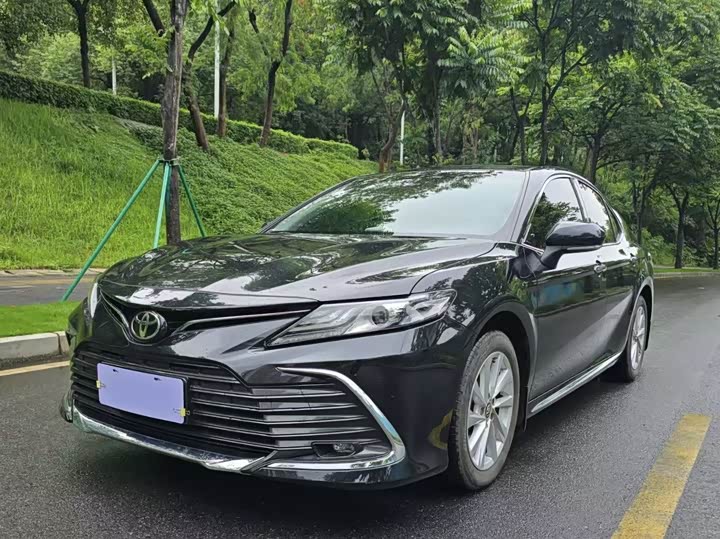 Camry 2023 2.0G Deluxe Edition