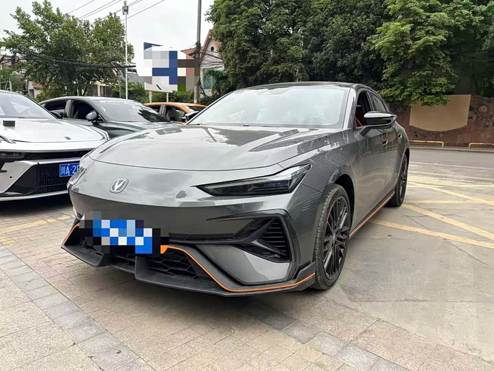 Changan UNI-V 2025 1.5T 500Bar distinguished sports model