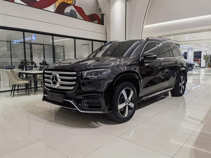Mercedes-BenzGLS 2024 Model GLS 400 4MATIC