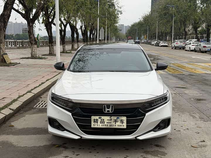 Accord 2022 260TURBO Magic Night Premium Edition