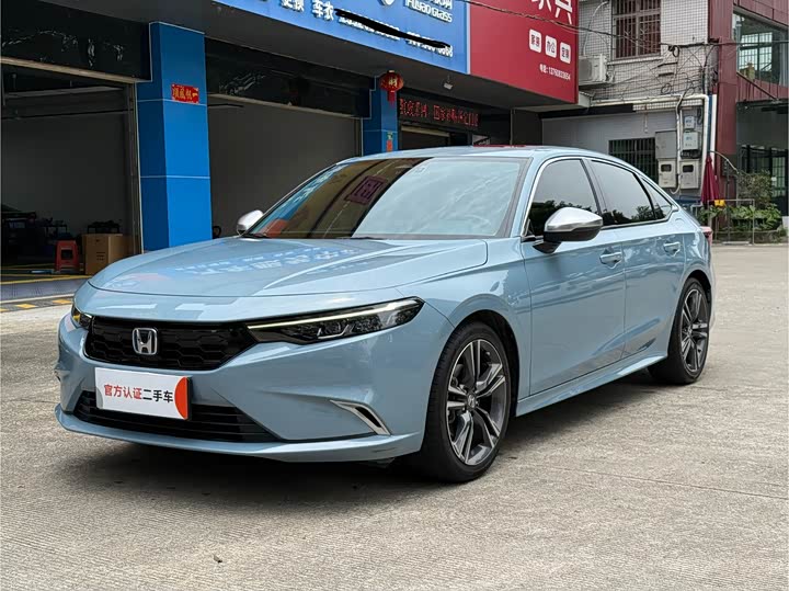 Model 2023 Model 2.0L e:HEV Premium Edition