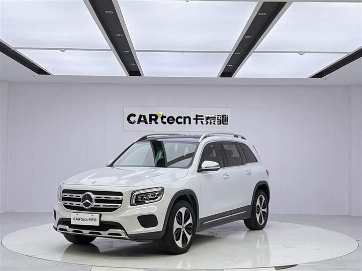 Mercedes-BenzGLB 2021 Model GLB 200 FashionModel