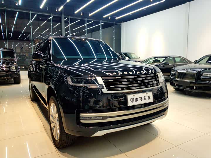 Range Rover 2023 3.0 L6 400PS Seven-seater Extended Edition