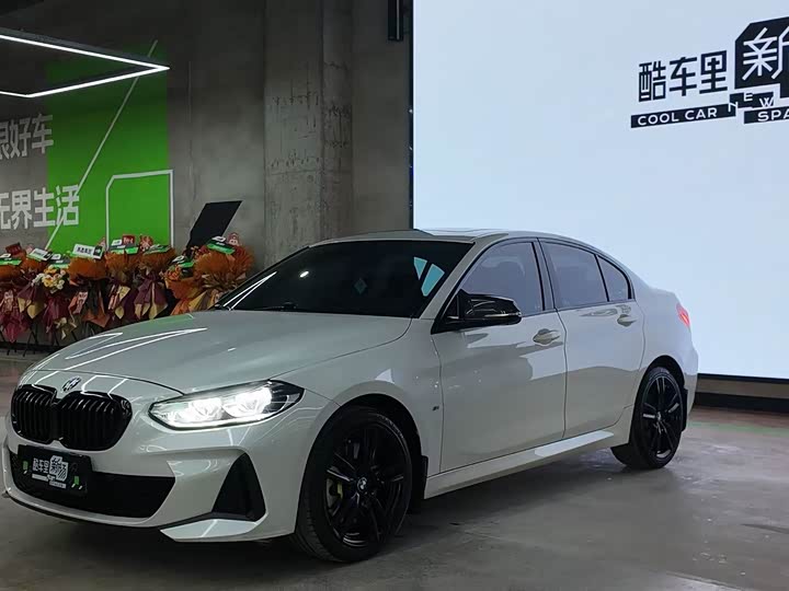 BMW1 Series 2023 Model 125i MSports Night Edition