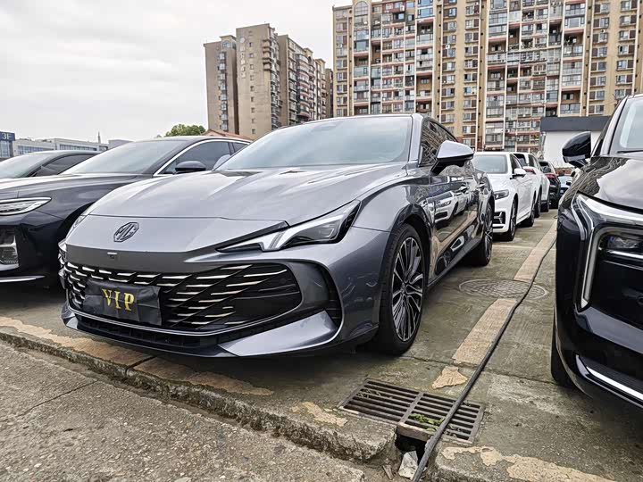 2023 MG7 2.0T Automatic Trophy+