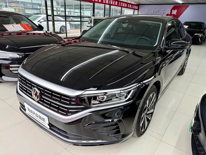 Passat 2023 330TSI Luxury Edition
