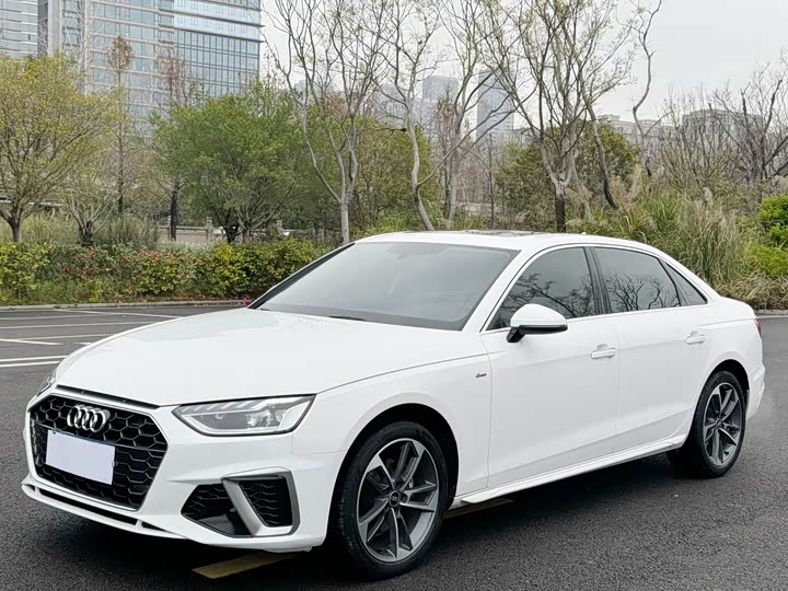 Audi A4L 2022 40 TFSI Fashionable and Dynamic