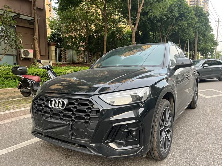 AudiQ5L 2023 Model 45T Luxury Dynamic Model
