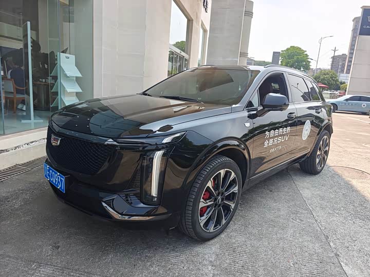 Cadillac XT5 2024 Model 2.0T 4WD Platinum Model