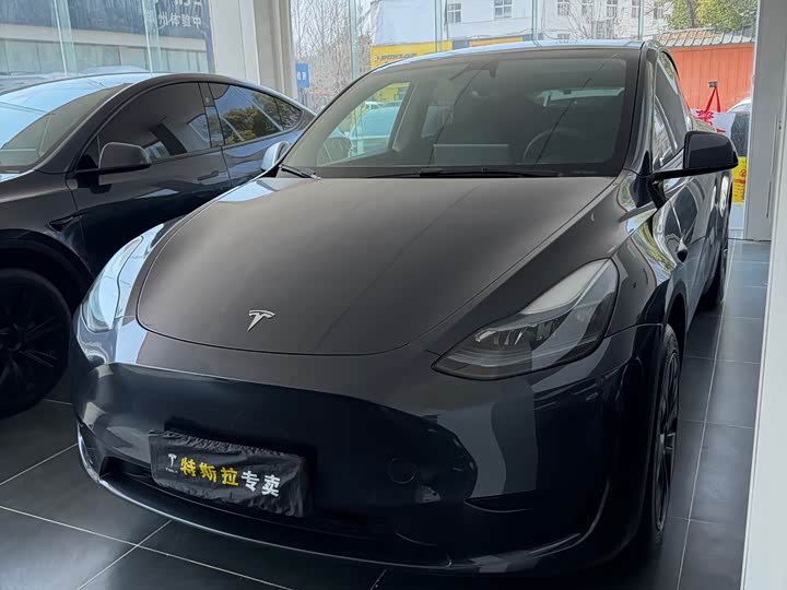 Model Y 2024 rear-wheel drive version