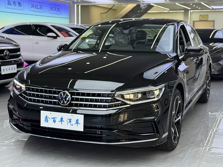 Magotan 2026 model 30 million units selected 380TSI DSG luxury model