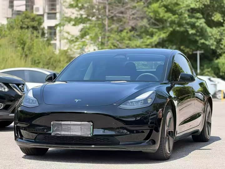 Model 3 2022 rear-wheel drive version
