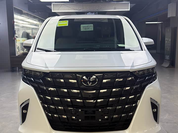 Alphard 2025 Model Hybrid 2.5L Executive Lounge