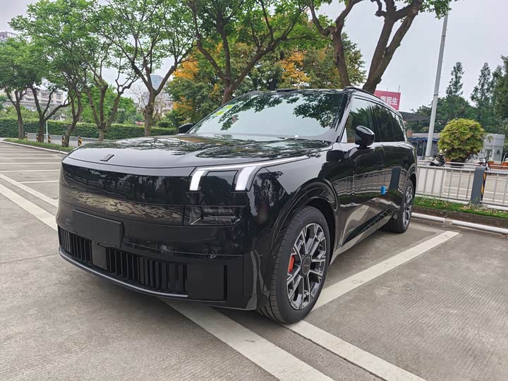 Lynk & Co 900 2025 Model 2.0T Ultra 6-seat