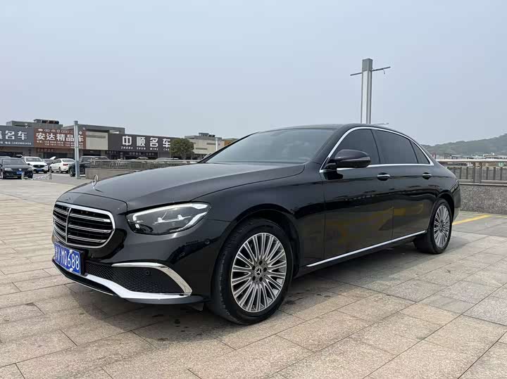 Mercedes-Benz E-Class 2021 E 300 L Fashion Model
