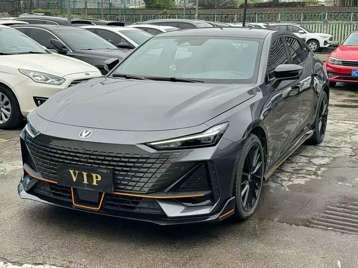ChanganUNI-V 2023 Model 1.5T Sports Edition