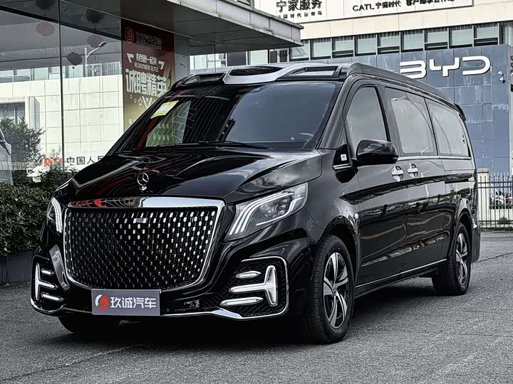 Vito 2024 model 2.0T business version 7 seats
