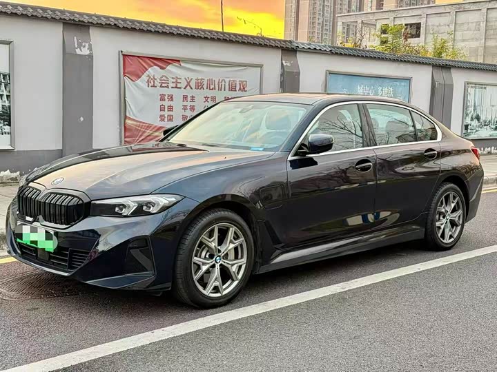 BMW i3 2024 eDrive 35 L