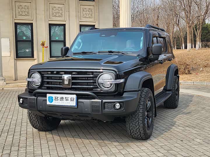 2025 Tank 300 2.0T Challenger