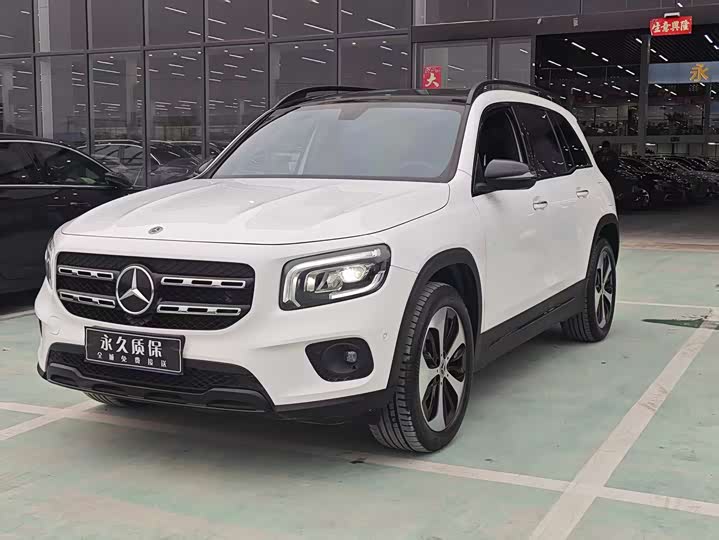 Mercedes-BenzGLB 2022 Model GLB 220 4MATIC
