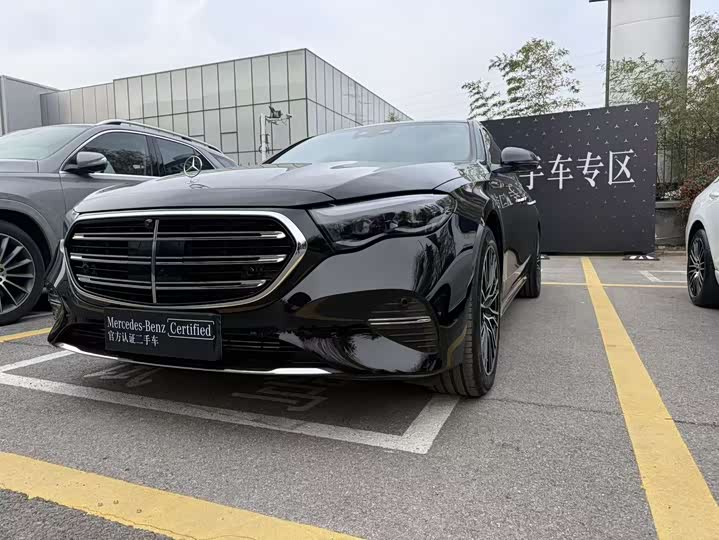 Mercedes-BenzE-Class 2025 Model E 300 L LuxuryModel