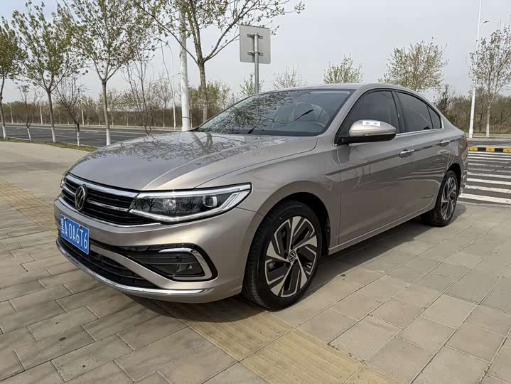 Bora 2023 Model 200TSI DSG Zhixing PRO Edition
