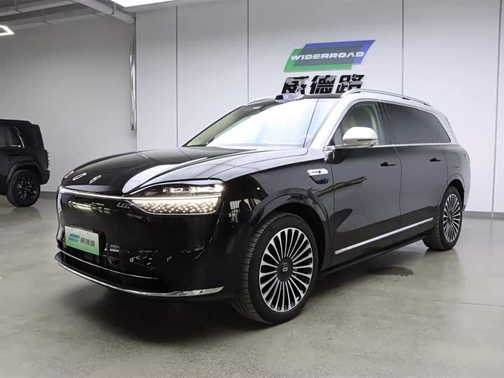 Wenjie M9 2025 extended range Ultra version 52kWh 6-seater version (192-line lidar)