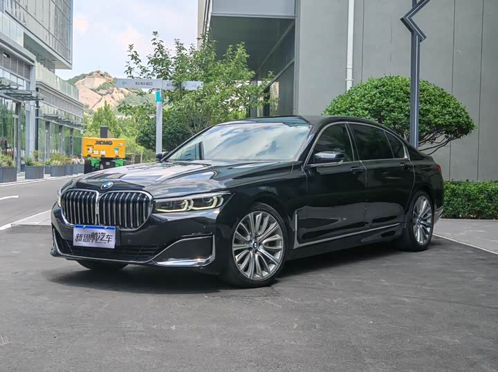 BMW 7 Series 2021 740Li Leading Luxury Package