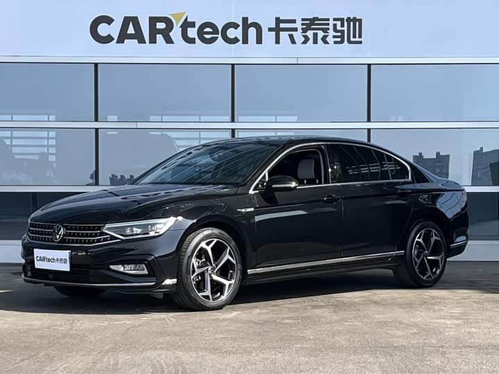 2023 Magotan 2 Millionth Anniversary Edition 330TSI DSG Luxury