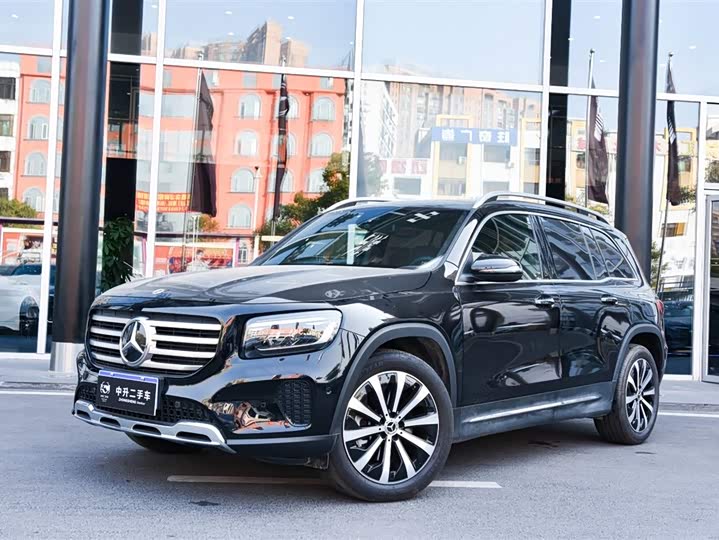 Mercedes-Benz GLB 2024 GLB 220 Fashion Model
