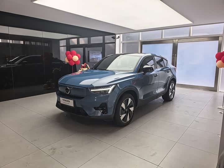 Volvo C40 2024 Long Range Edition PRO