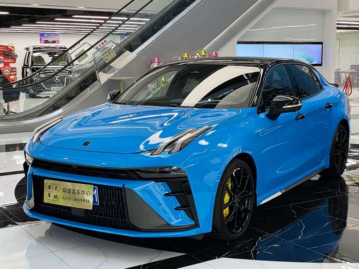 Lynk & Co 03 2023 model 03 2.0TD automatic Cyan customized version