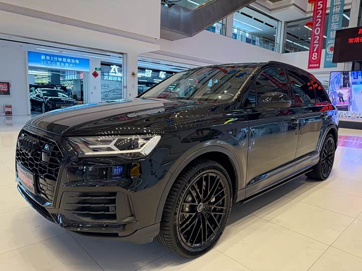 Audi Q7 2022 55 TFSI quattro S line sports