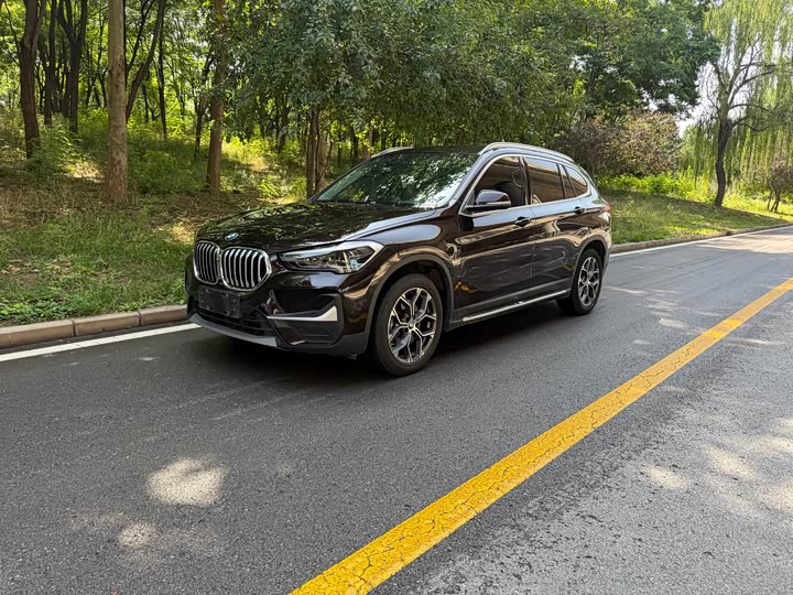 BMW X1 2021 sDrive25Li Leading Model