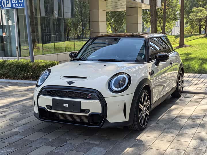 MINI 2022 2.0T COOPER S Artist