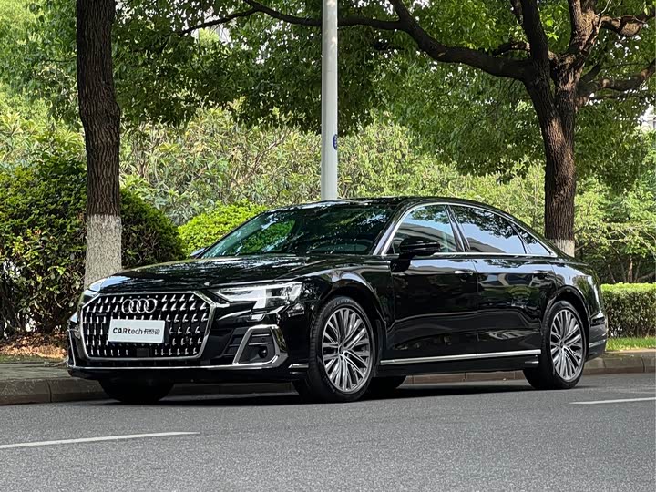 Audi A8 2024 A8L 50 TFSI quattro Premium Selection
