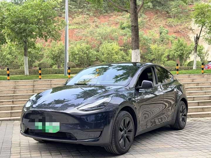 Model Y 2024 rear-wheel drive version