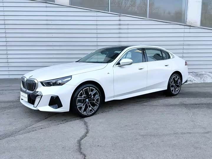 BMW 5 Series 2024 530Li M Sport Luxury Package